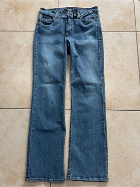 DKNY 10R Jeans - Light / Medium Wash